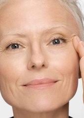 skin-care-for-menopause-what-is-the-best-treatment-with-stamp-desktop